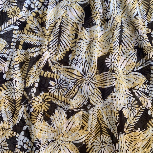 Volcom lose floral beach dress - Picture 3 of 4